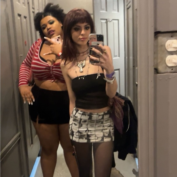 posher, zoë - Picture 8 of 14